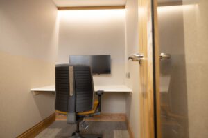 solo work space