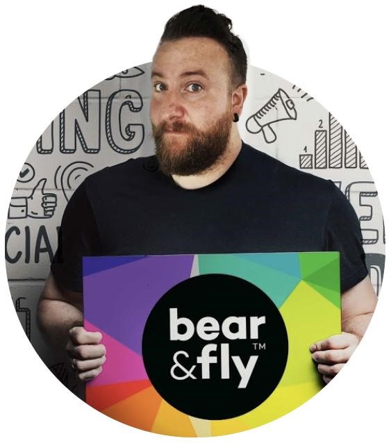 bear_and_fly.jpg bear_and_fly.jpg