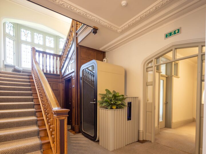 Gallery Bf Stairs 1