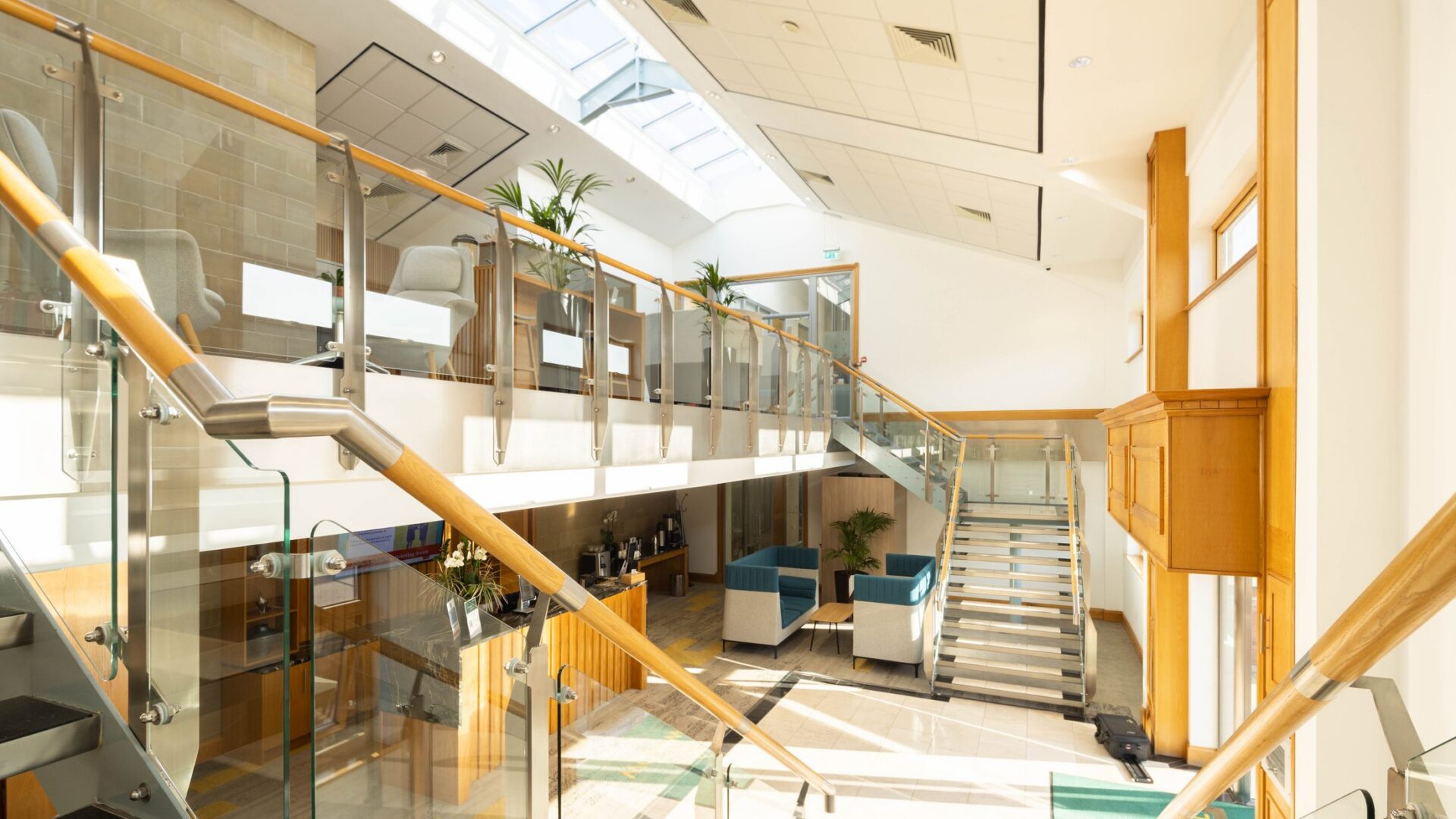 Gallery Cw Lobby 1