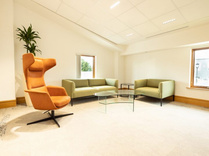 Gallery Cw Lounge 2
