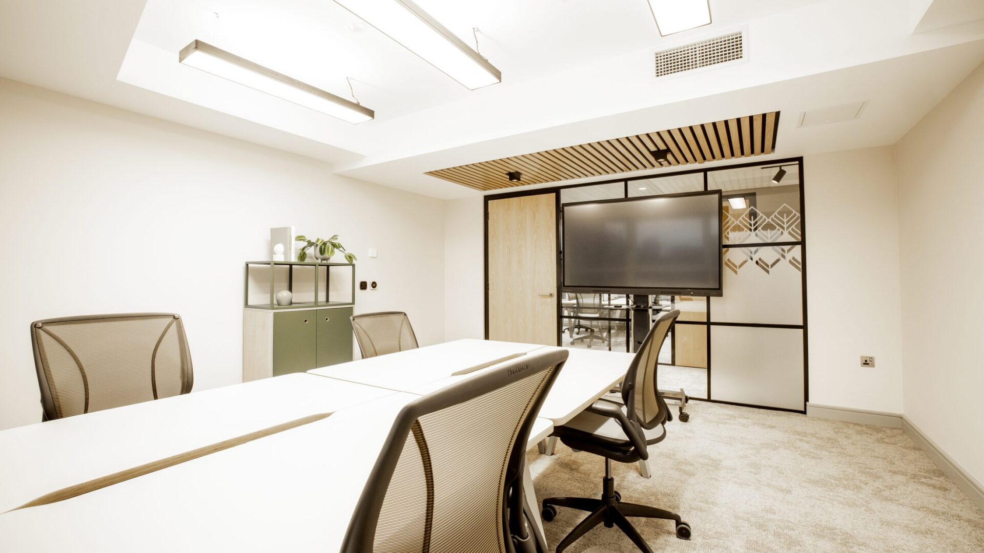 WorkWell Offices lounge